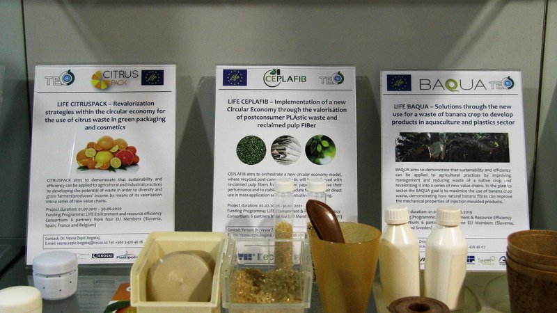 Fotografija: Trije Tecosovi EU projekti Life in prototipi novih izdelkov iz recikliranih materialov. Foto Brane Piano
