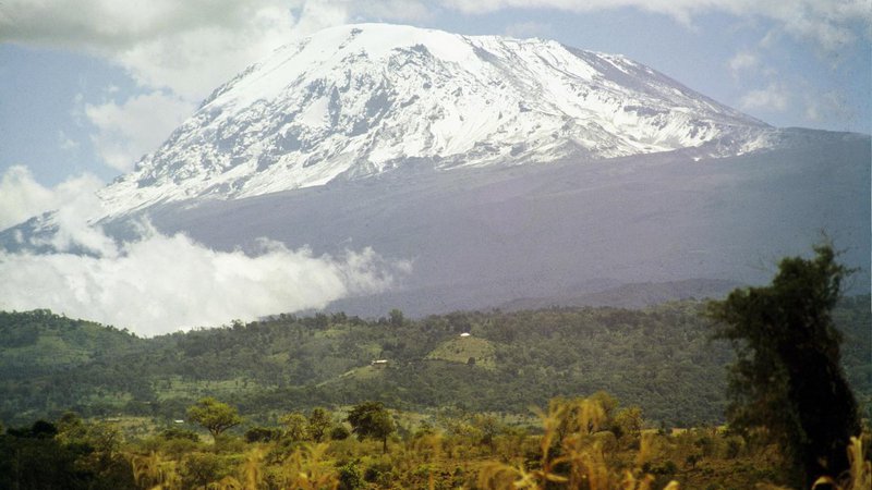 Fotografija:  Kilimandžaro leta 1985. FOTO: Viki Grošelj