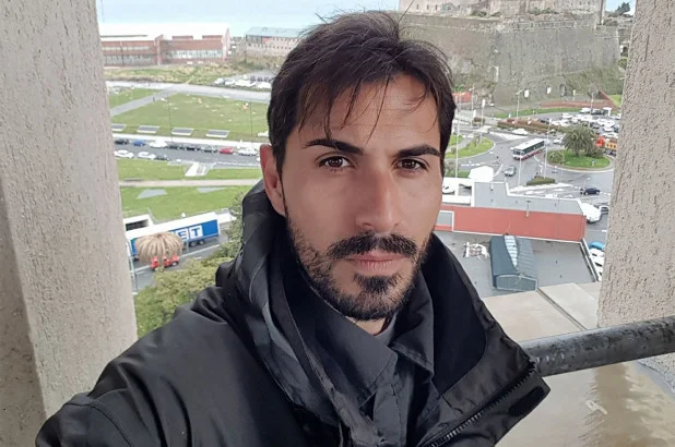 Davide Capello:&nbsp;&raquo;Ne vem, kako je sploh mogoče, da je bil moj avtomobil nepoškodovan. Vse skupaj je bilo kakor v filmu.&laquo; FOTO: Facebook