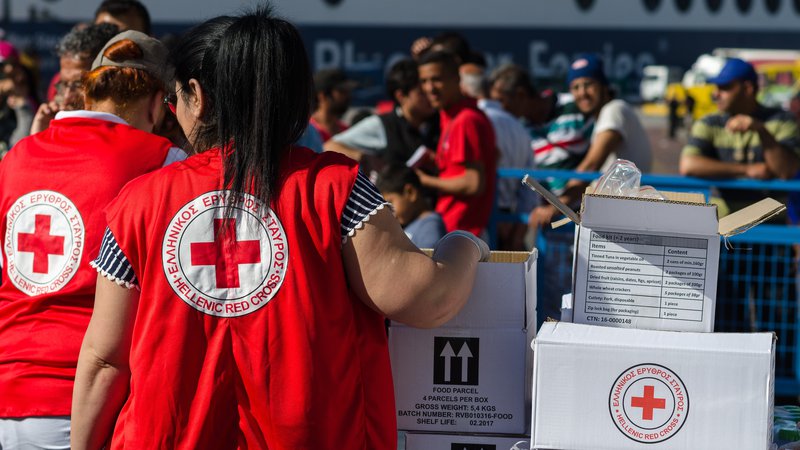 Fotografija: Delavci Rdečega križa pomagajo po vsem svetu. Foto Shutterstock