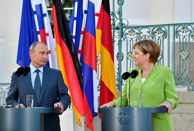Po srečanju z nemško kanclerko se je ruski predsednik vrnil v domovino.&nbsp;FOTO: Afp