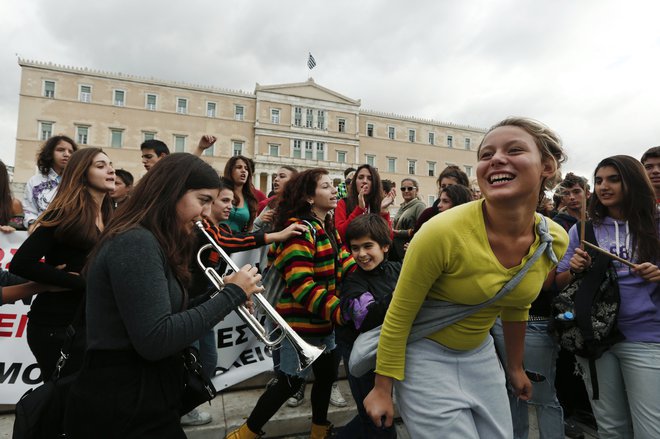 V Grčiji je bilo v zadnjih letih mnogo protestov proti varčevalnim ukrepom. Foto Reuters