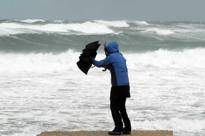 Najmočnejše nevihte pa je mogoče pričakovati v južnem delu države. FOTO: Chameleonseye Getty Images/Istockphoto