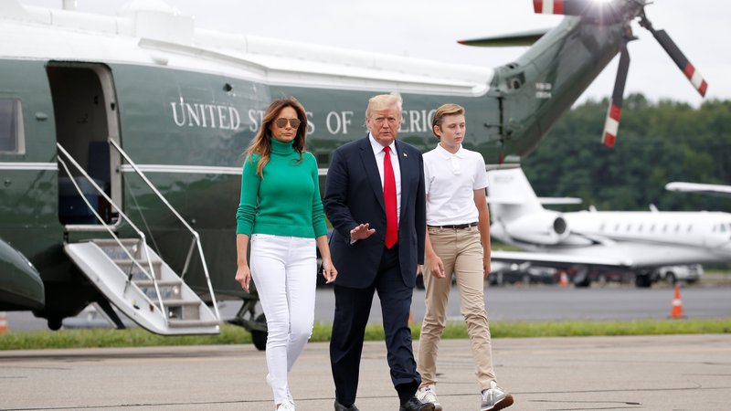 Fotografija: Prva družina: Melania, Donald in Barron Trump. FOTO: Reuters