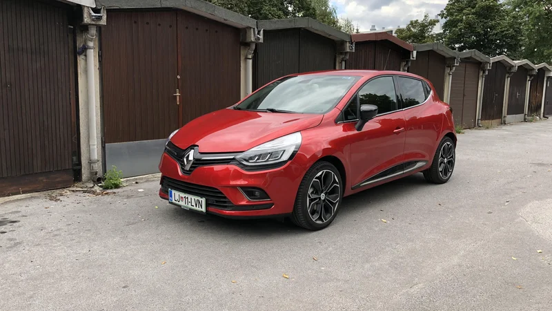 Fotografija: Videli in vozili smo ga skoraj že vsi, zato je naš stari znanec – renault clio. FOTO: Aljaž Vrabec