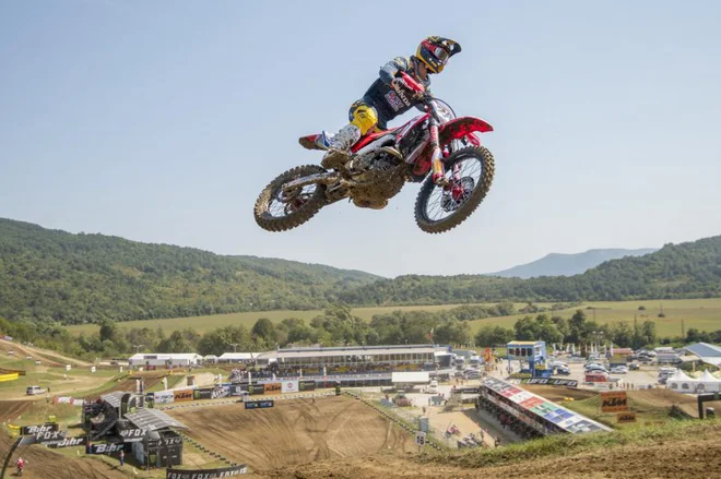 Tim Gajser ni bil v nobeni od šestih voženj v Bolgariji slabši kot tretji. FOTO: HRC
