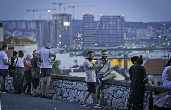 Srbsko gospodarstvo je v prvem polletju doseglo 4,4-odstotno rast bruto domačega proizvoda. FOTO: Jože Suhadolnik