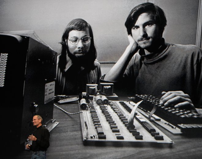 Steve Jobs je postal milijonar, a se za težave svoje srednješolske ljubezni, s katero je imel hčerko, ni zmenil. FOTO: Kimberly White/Reuters