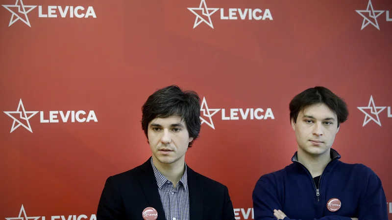 Fotografija: Luka Mesec (levo): »Za to vlado pač lahko rečem, da je to, kar smo pričakovali – torej najmanj slaba v danih razmerah, po danem volilnem rezultatu.« FOTO: Blaž Samec/Delo