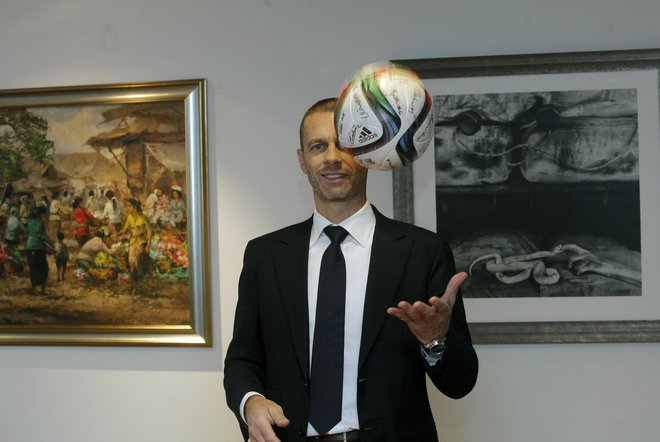 Aleksander Čeferin je pomagal prirediteljem sobotnega spektakla v Biljah, čeprav Uefa ni soorganizator dogodka.