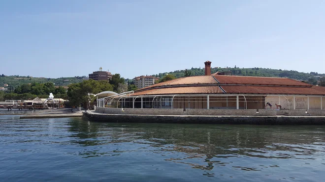 Najlepši portoroški kotički so več kot desetletje propadali. FOTO: Boris Šuligoj