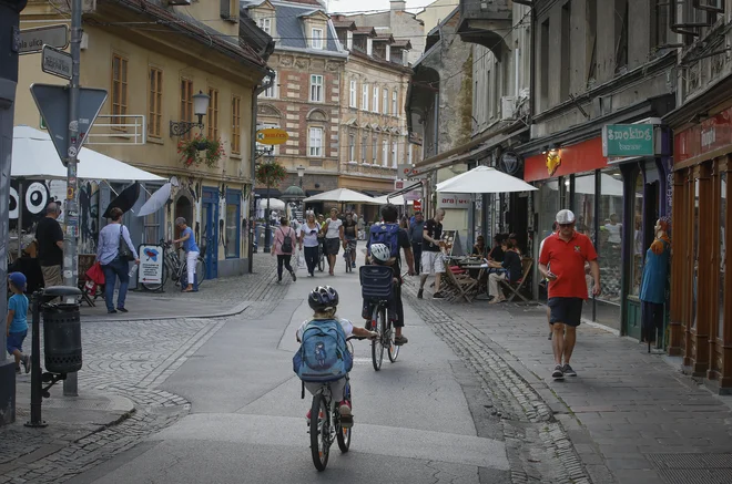 Trubarjeva ulica FOTO: Jože Suhadolnik