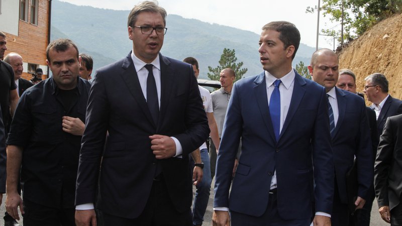 Fotografija: Aleksandar Vučić na včerajšnjem obisku vasi Gazivode. FOTO: Hazir Reka/Reuters