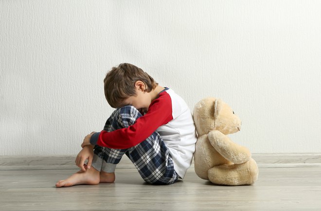 Zloraba se največkrat zgodi med domačimi stenami. FOTO: Shutterstock