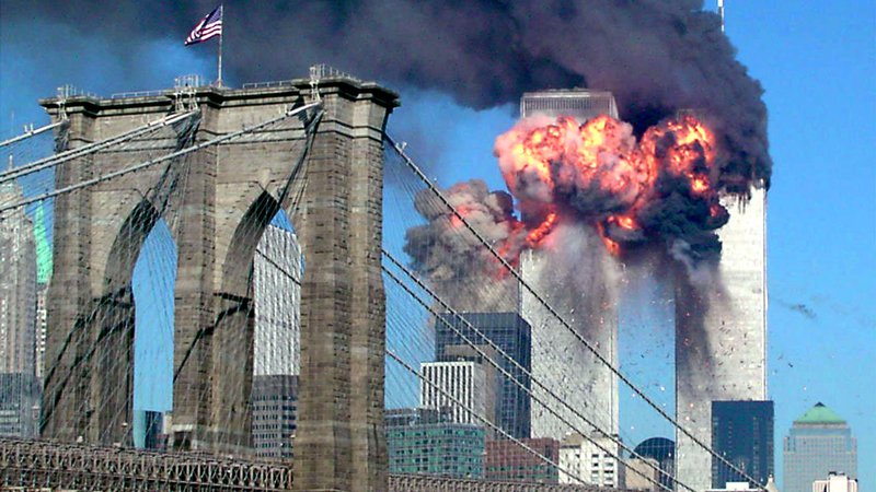 Fotografija: Sedemnajst let je minilo od napada. Spomin na tisti dan ostaja živ. FOTO: Sara K. Schwittek/Reuters