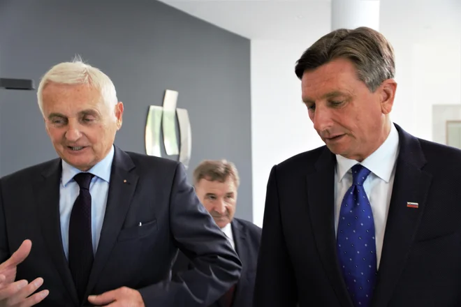 Predsednik upravnega odbora celjskega sejma Frac Pangerl in predsednik republike Borut Pahor, zadaj predsednik Obrtno podjetniške zbornice Slovenije Branko Meh, na otvoritvi 51. MOS. FOTO: Brane Piano