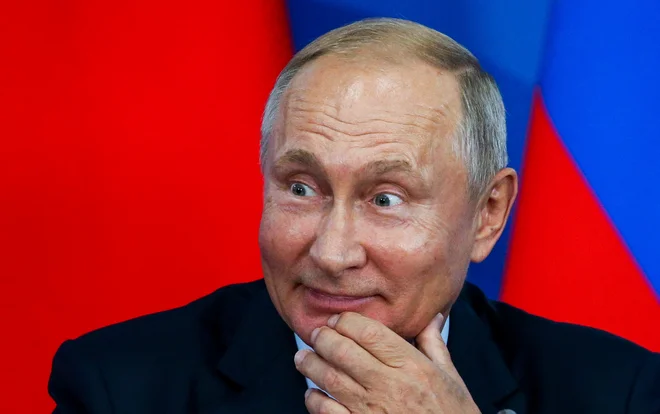 Vabila Vladimirja Putina nista sprejela severnokorejski vodja in južnokorejski predsednik Mun Dže In.&nbsp;Foto: Reuters