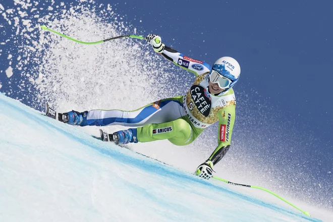 Ilka Štuhec na belih strminah februarja lani FOTO: AP