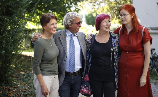 Kandidati za novega predsednika DSP: Draga Potočnjak, Marij Čuk, Aksinja Kermauner in Gabriela Babnik. Foto Blaž Samec
