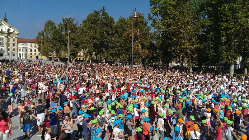 Fotografija: Mobilnost v plesnem koraku na Kongresnem trgu FOTO: Aleš Stergar