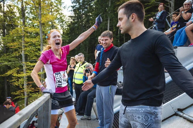 »Jaaa!« se je razleglo iz ust tretjeuvrščene Avstrijke Marlies Penker FOTO: Jure Makovec