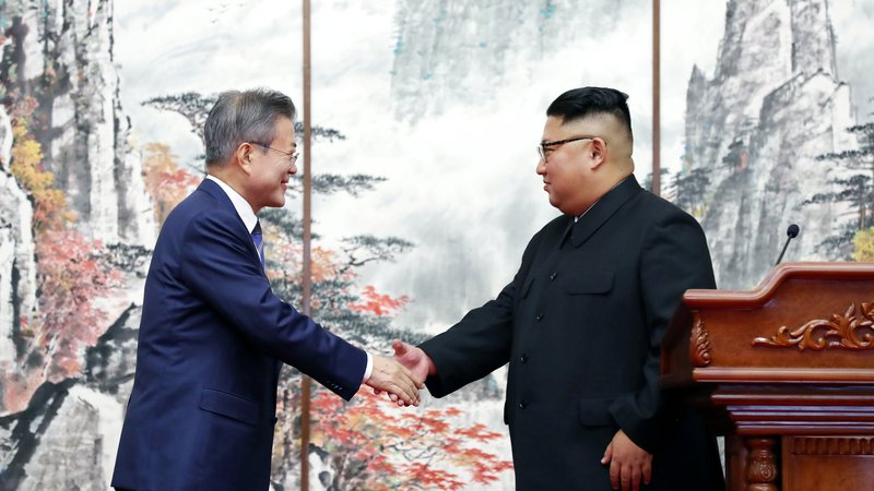 Fotografija: Mun Dže In opravlja občutljivo nalogo pomembnega posrednika med Kim Džong Unom in Donaldom Trumpom. FOTO: Reuters