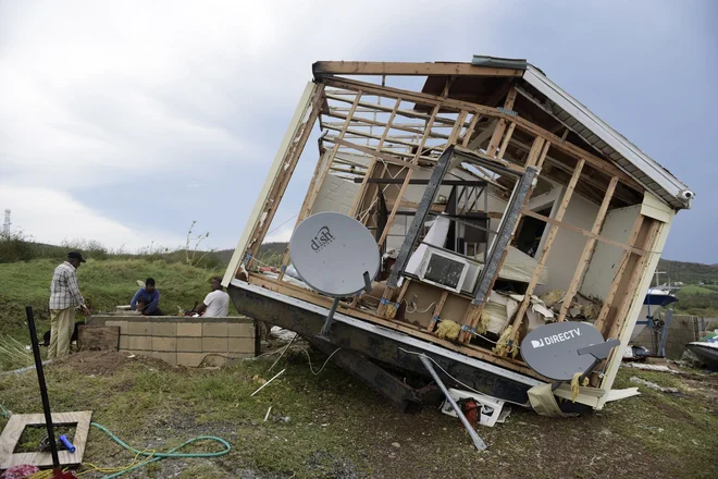 Po opustošenju še kradejo FOTO: Ap