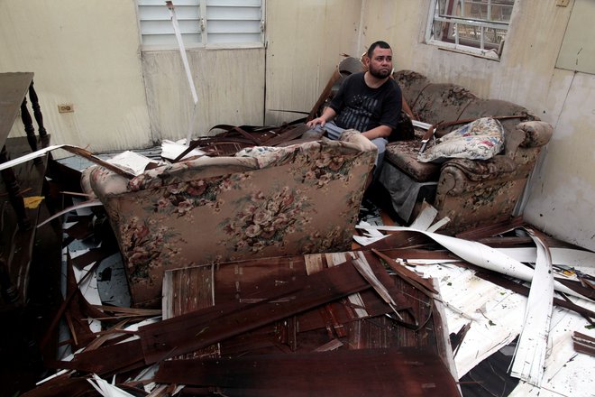 Kljub temu, da ameriška vlada po mnenju številnih ljudi premalo pomaga Portoriku, so si mnogi sami obnovili po orkanu razdejana stanovanja. FOTO: Reuters