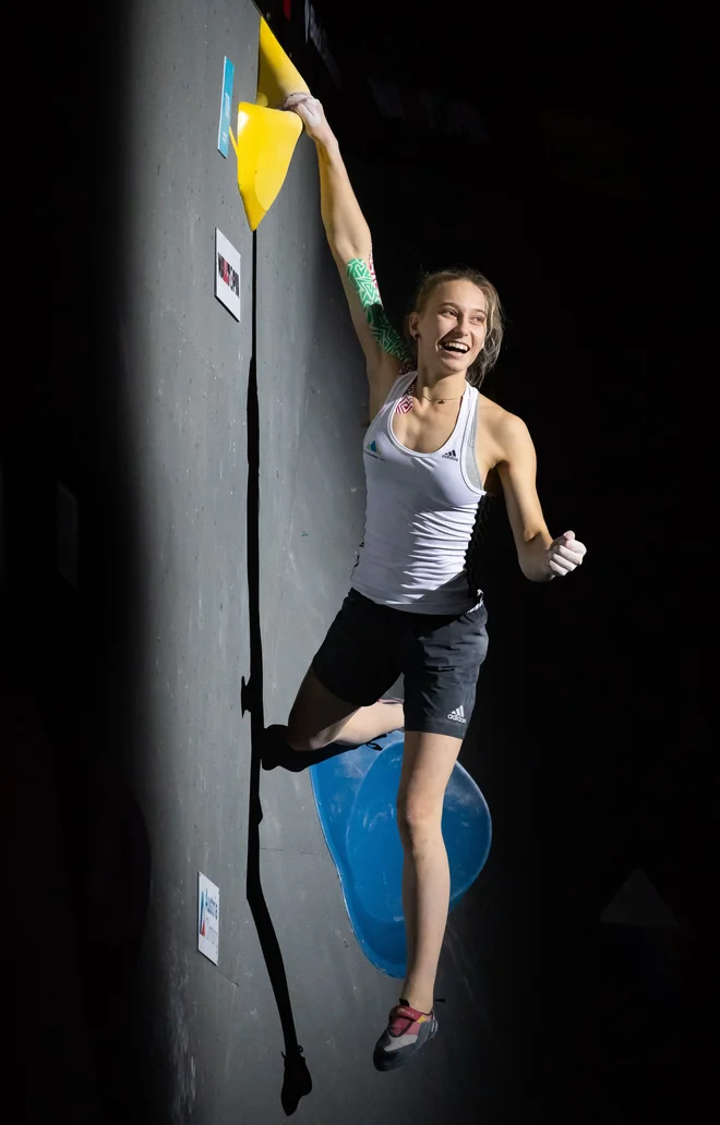 Riba v vodi, Janja v steni  FOTO: AFP