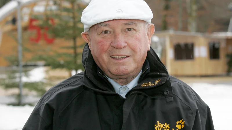 Fotografija: Hans Ostler je bil eden najbolj zaslužnih, da se je »Vierschanzentournee« razvila v eno izmed svetovno najodmevnejših zimskošportnih prireditev. FOTO: Brigitte Waltl-Jensen/Vierschanzentournee