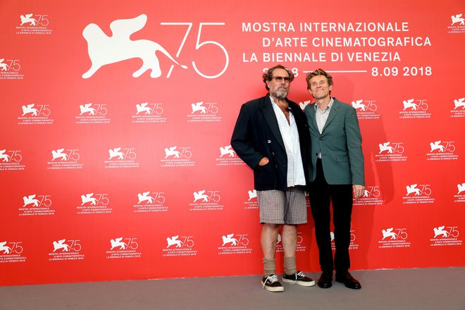 Julian Scnabel in Willem Dafoe na filmskem festivalu v Benetkah<br />
FOTO: Reuters