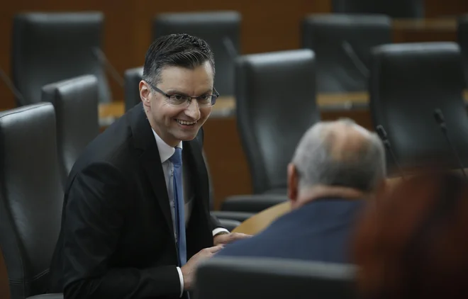 Premier Marjan Šarec bo na čelo Sove postavil strokovnjaka z mednarodnimi izkušnjami, toda svetovalec, ki bo vsak dan v stiku z njim, Damir Črnčec, bo lahko imel pri varnostnih vprašanjih več besede. Foto Jože Suhadolnik