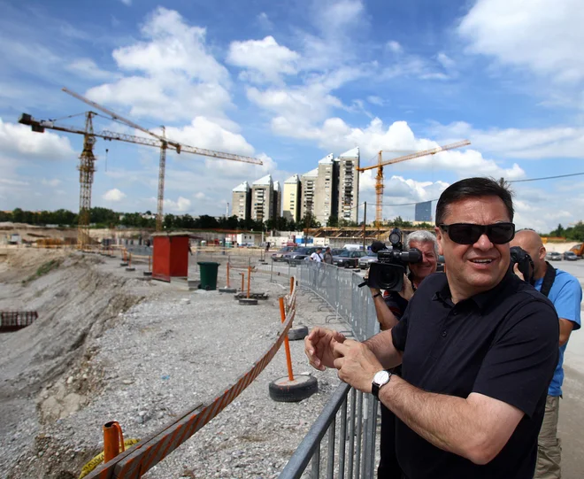 Deveterica je zoper obtožbo vložila ugovore, vendar je zunajobravnavni senat vse zavrnil kot neutemeljene, tako da je obtožnica 19. septembra postala pravnomočna. FOTO: Aleš Černivec