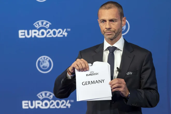 Aleksander Čeferin je obe kandidaturi označil za močni. FOTO: Martial Trezzini/AP