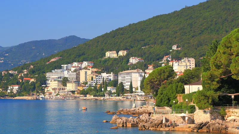 Fotografija: Opatija bi lahko postala raj za bogataše. FOTO: Shutterstock