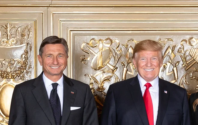 Katrca Boruta Pahorja je bila še "mladoletna", ko so bile na slovenskih benciskih črpalkah nazadnje takšne cene goriv kot jih zdaj gleda šofer ameriškega predsednika Donalda Trumpa. Foto: Official White House Photo