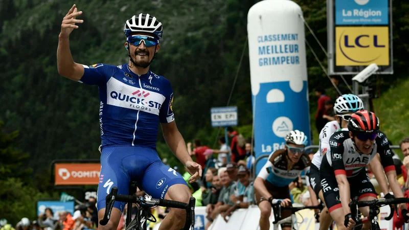 Fotografija: Julian Alaphilippe tudi na stavnicah kotira najvišje. FOTO: AFP