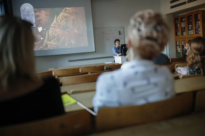 Kaj se skriva za umetnino? Foto Uroš Hočevar