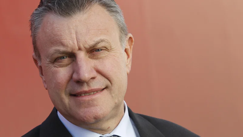 Fotografija: Edi Kraus: V Italiji iz mojega obdobja sta bila vrednota delo in poštenje, zdaj pa postajajo vrednote nedelo, pretirani dopusti, subvencijska odvisnost, zato nisem optimist ob takšnem razvoju. FOTO: Tomi Lombar
