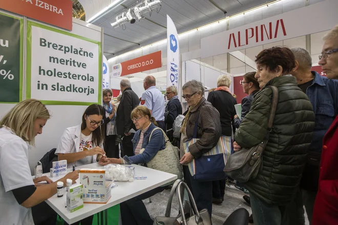 Partnerji projekta Ithaca želijo večjo podporo razvoju tehnologije, s pomočjo katere bodo lahko starejši dalj časa samostojno živeli doma. Foto Voranc Vogel