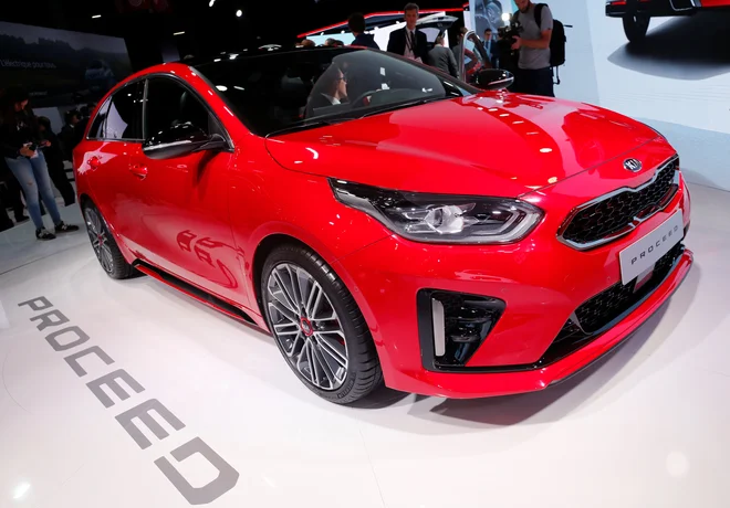 Kia proceed ja nova karoserijska izvedenka modela ceed.<br />
FOTO: Reuters