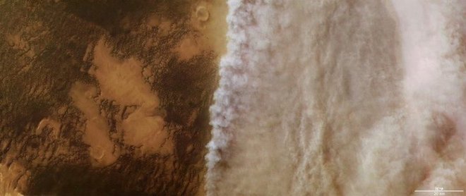 Na Marsu je letos kar nekaj mesecev divjal prašni vihar. FOTO: ESA