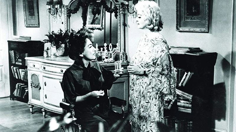 Fotografija: Kaj se je zgodilo z Baby Jane? What Ever Happened to Baby Jane? (1962) Foto Press