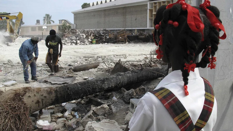 Fotografija: Leta 2010 je po potresu na Haitiju umrlo 200.000 ljudi. Fotografija je iz tega leta. FOTO: Reuters