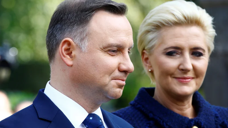Fotografija: Poljski predsednik Andrzej Duda in žena Agata Kornhauser-Duda. FOTO: Arnd Wiegmann/Reuters