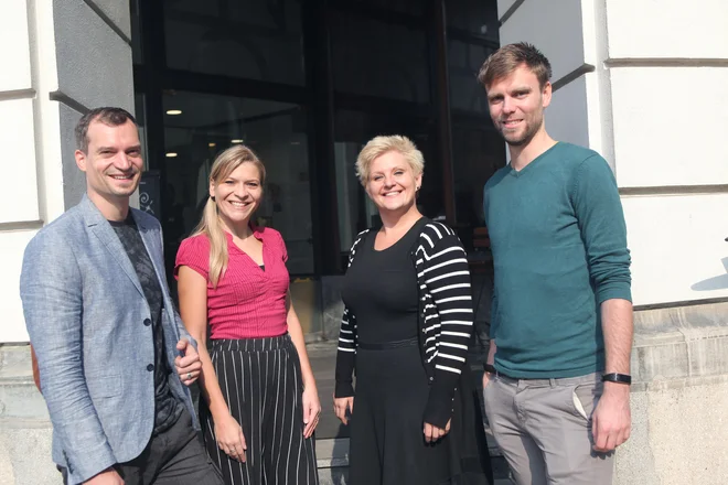 Nastopajoči na Popjazziadi: Matej Virtič (A-Kamela in Bee Geesus), Vesna Novak (pd)4 ter Jasna Žitnik in Klemen Dovjak (Jazzva).<br />
FOTO: Mavric Pivk