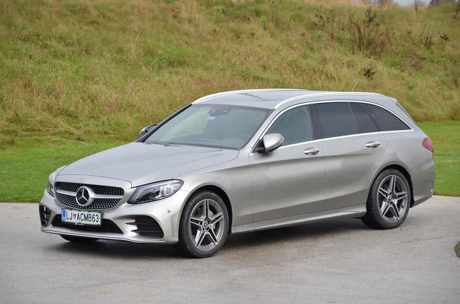 Razred C je še vedno eden najpomembnejših Mercedesovih modelov. FOTO: Gašper Boncelj