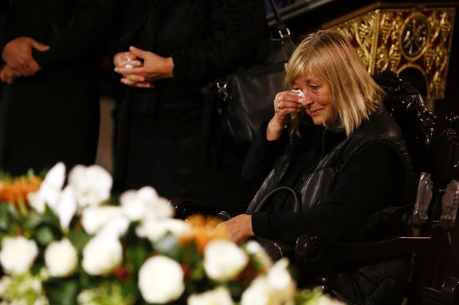 Generalno tožilstvo je sporočilo, da na podlagi izjav osumljenega ni mogoče izključiti političnega ozadja umora. FOTO: Reuters