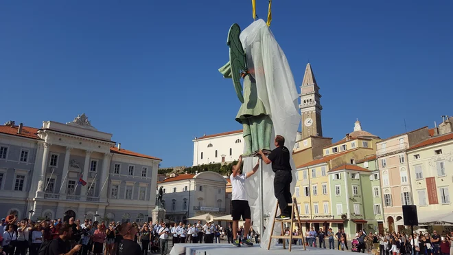 Nadangel sje na ogled na Tartiniju v PIranu. Foto Boris Šuligoj