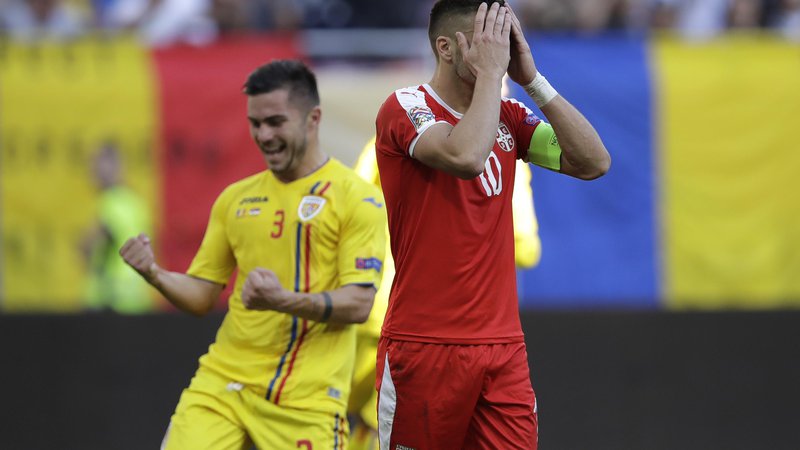 Fotografija: Dušan Tadić se je lahko le prijel za glavo. FOTO: Vadim Ghirda/AP